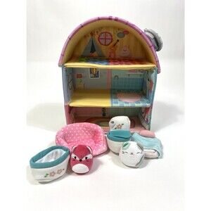 Squishmallows Squishville Fifi’s Cottage Townhouse 2” Plush Playset!